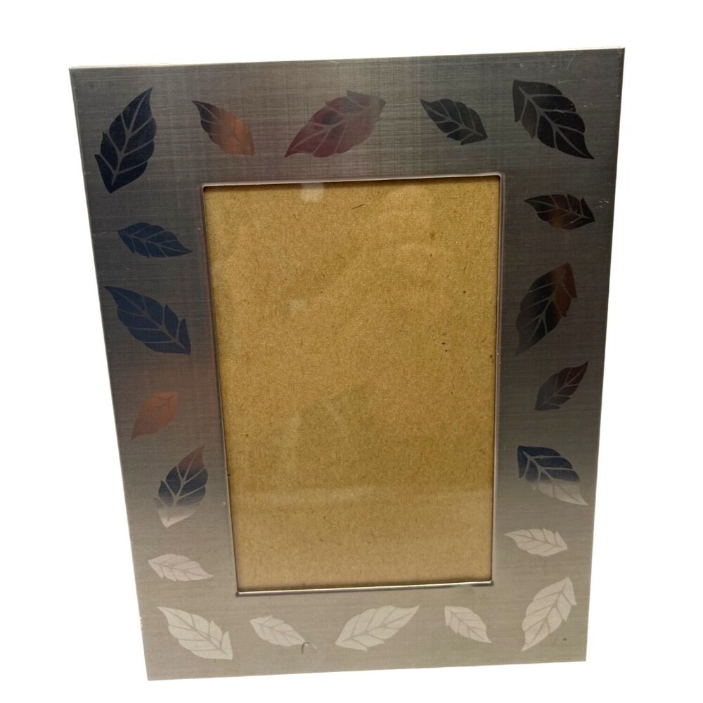 Brushed Silver Picture Frame With Leaf Design 5x7 Tabletop Display C59